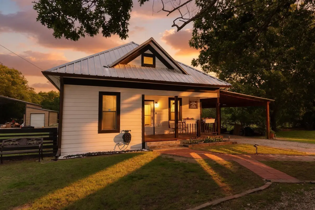 504 N Fordyce Street, Blooming Grove, TX 76626 - #1