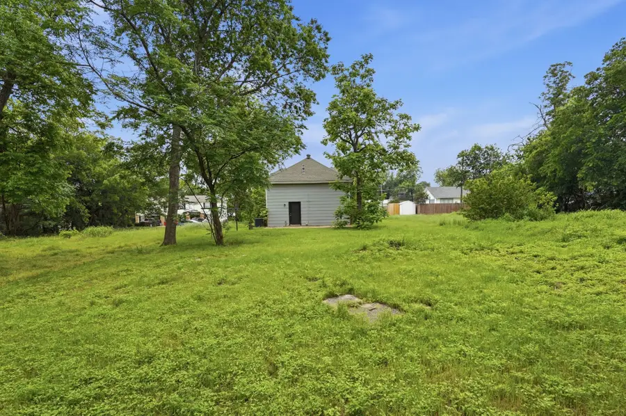 508 W Willingham Street, Cleburne, TX 76033 - #3