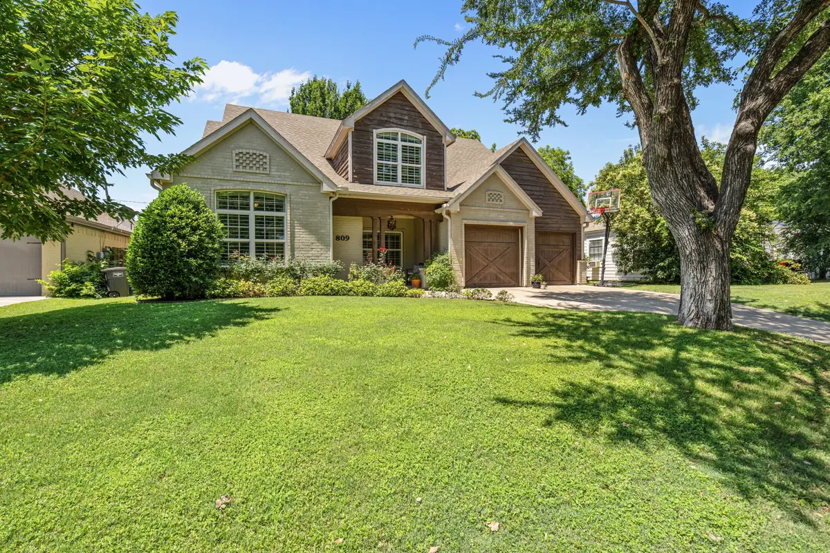 809 Edgefield Road, Fort Worth, TX 76107 - #1