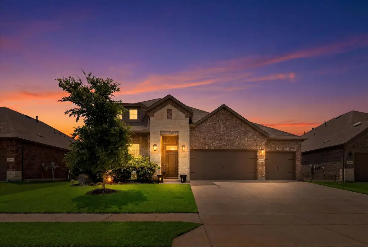10916 Glover Lane, Aubrey, TX 76227 - #1