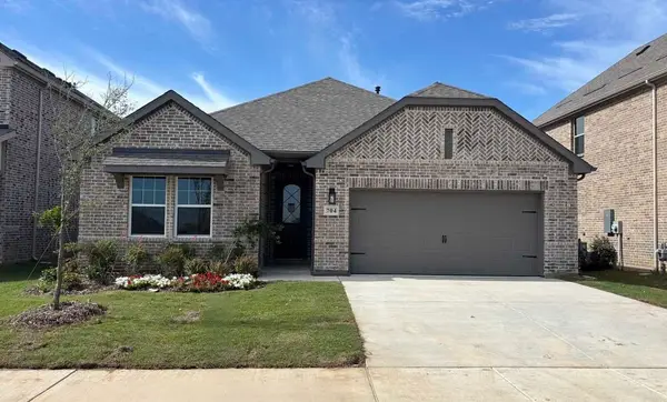704 Tyronza Drive, Justin, TX 76247