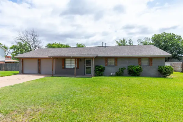 819 Avenue Q, Anson, TX 79501