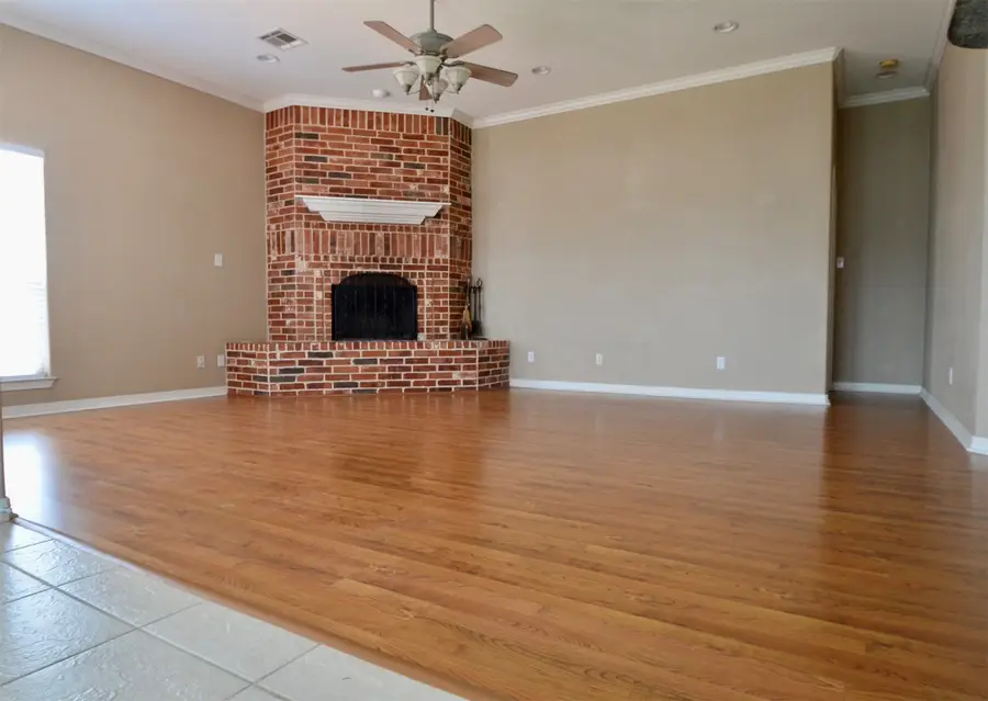 924 Lands End Cove, Hewitt, TX 76643 - #3