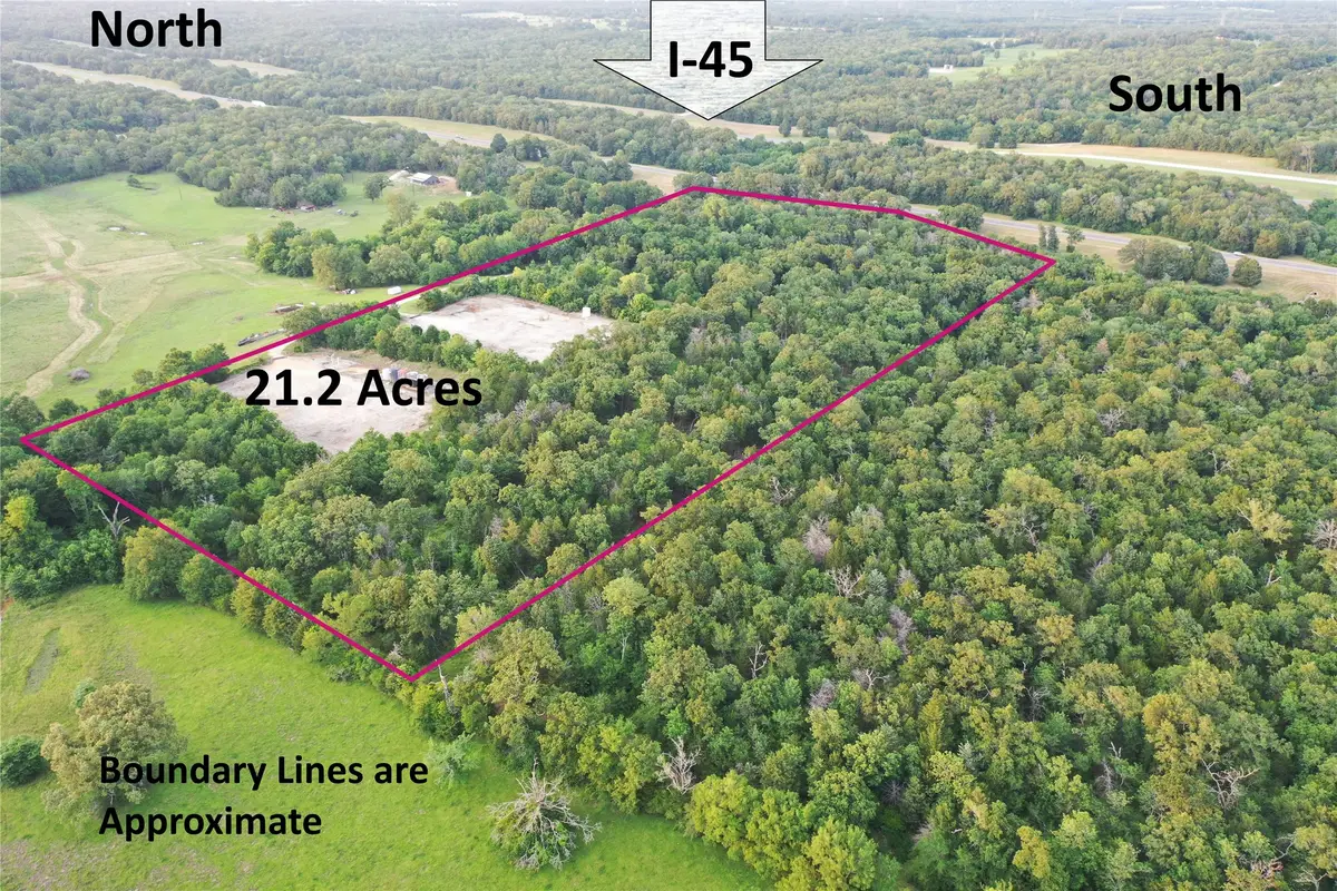 720 Interstate 45 S, Fairfield, TX 75840 - #1