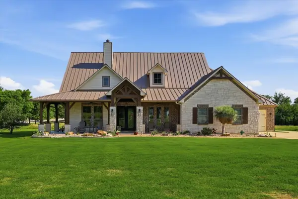 800 Stonewood Boulevard, Bartonville, TX 76226