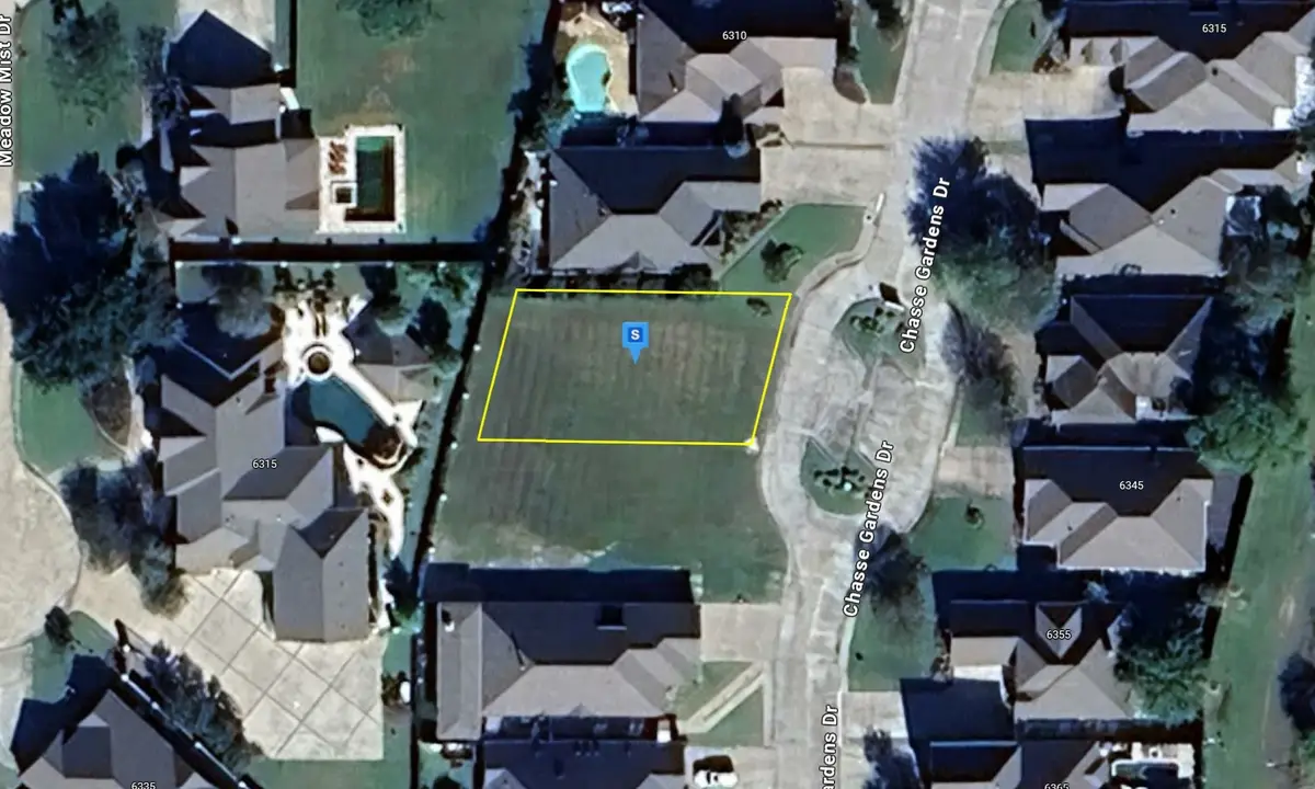 6330 Chassse Gardens, Orange, TX 77632 - #1