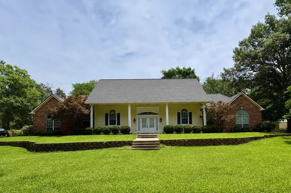875 Arnold Paul Road, Canton, TX 75103