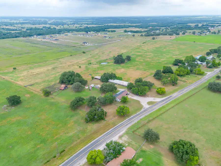 300 S Caddo Street, Lipan, TX 76462 - #3
