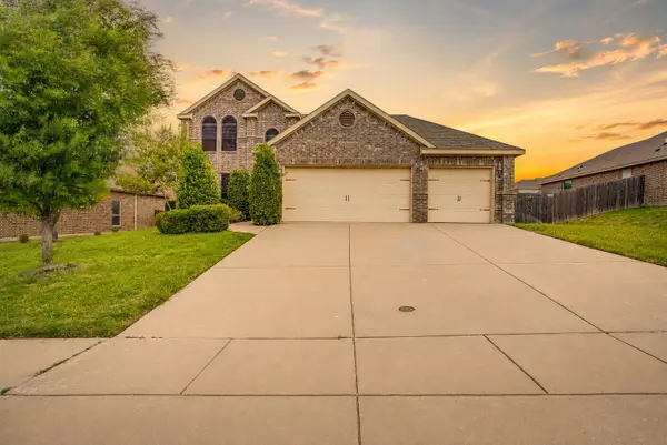 1537 Silverstone Drive, Weatherford, TX 76087