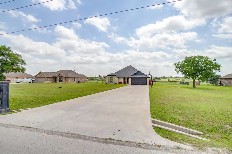 4129 Florance Road, Ponder, TX 76259 - #2