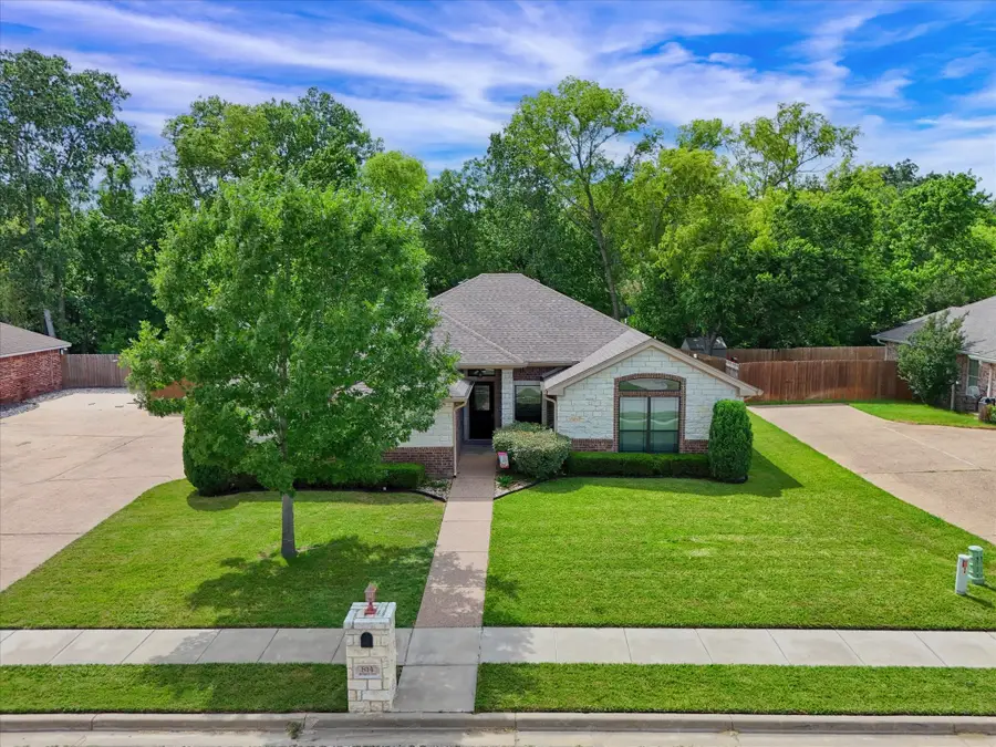 814 Springdale Circle, Lorena, TX 76655 - #3