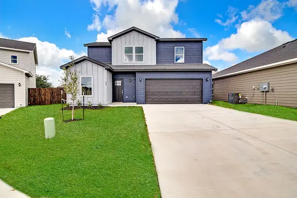 620 Alameda Road, Azle, TX 76020