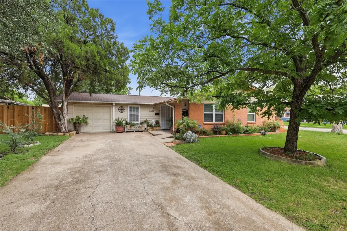 2800 Brockbank Drive, Irving, TX 75062 - #1