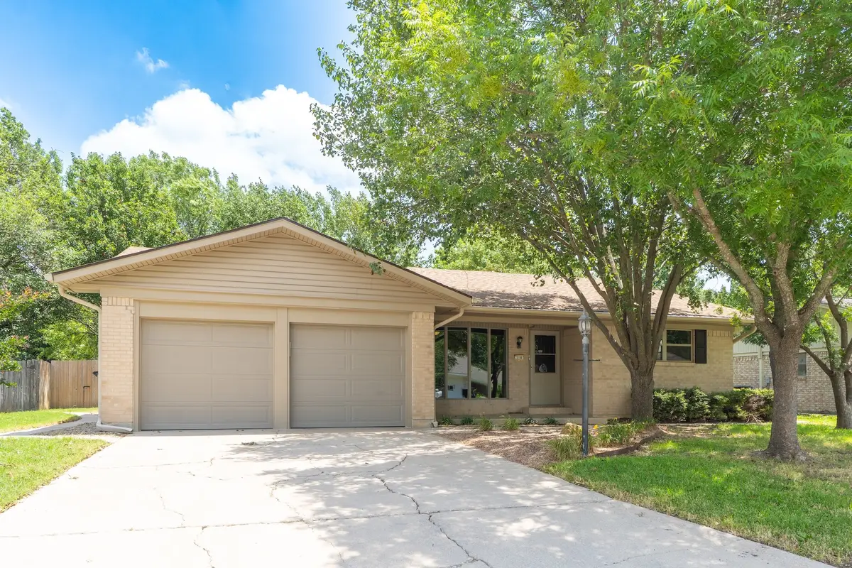 308 Willow Way, Gainesville, TX 76240 - #1