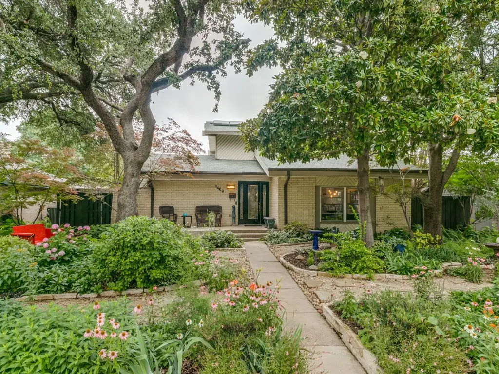 1409 Forestglen Drive, Lewisville, TX 75067 - #1