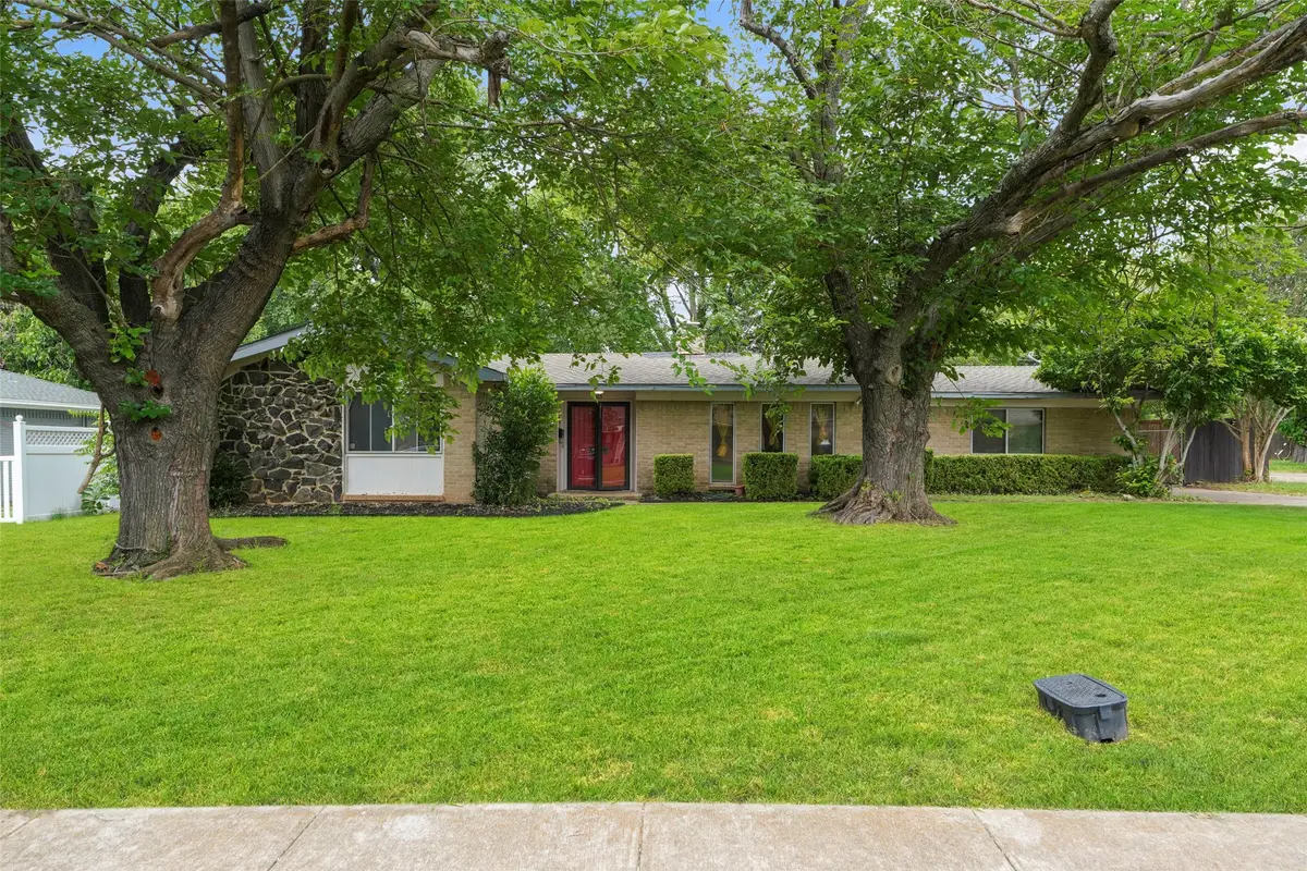 613 Misty Glen Drive, Desoto, TX 75115 - #1