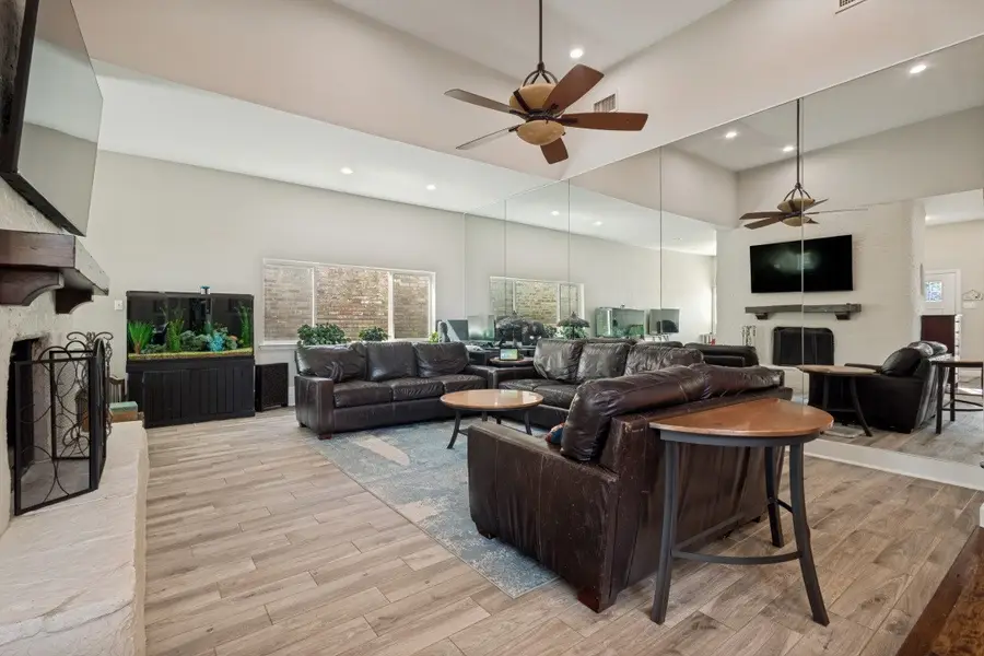 209 Oak Hill Drive, Trophy Club, TX 76262 - #2