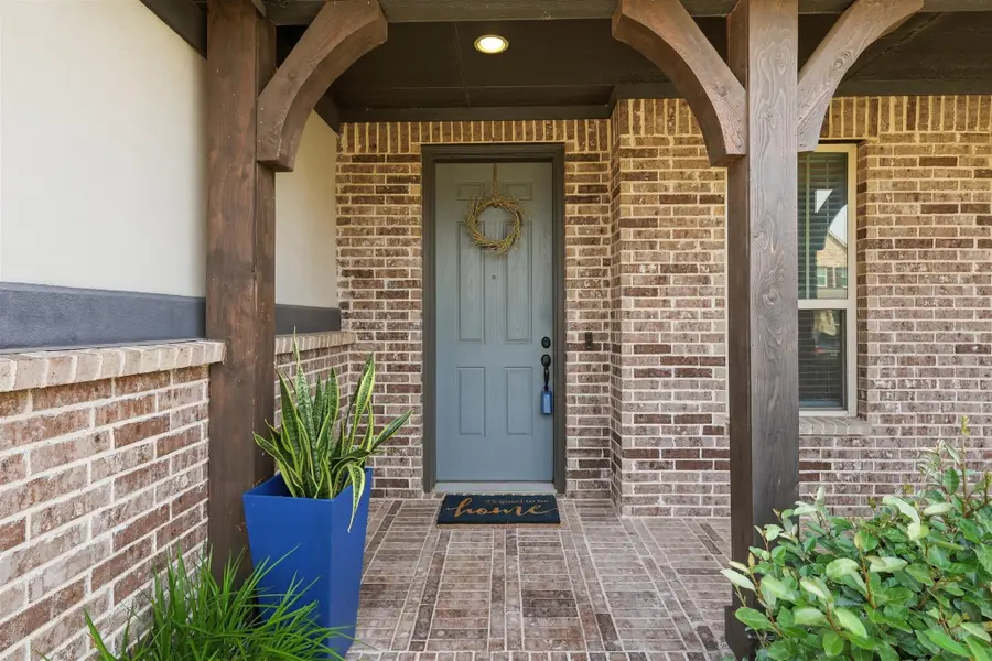 6212 Leatherstem Road, Justin Roanoke, TX 76226 - #2