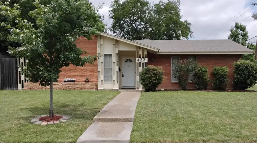 423 Columbia Circle, Irving, TX 75062 - #2