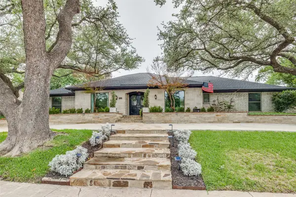 7105 Tophill Circle, Dallas, TX 75248