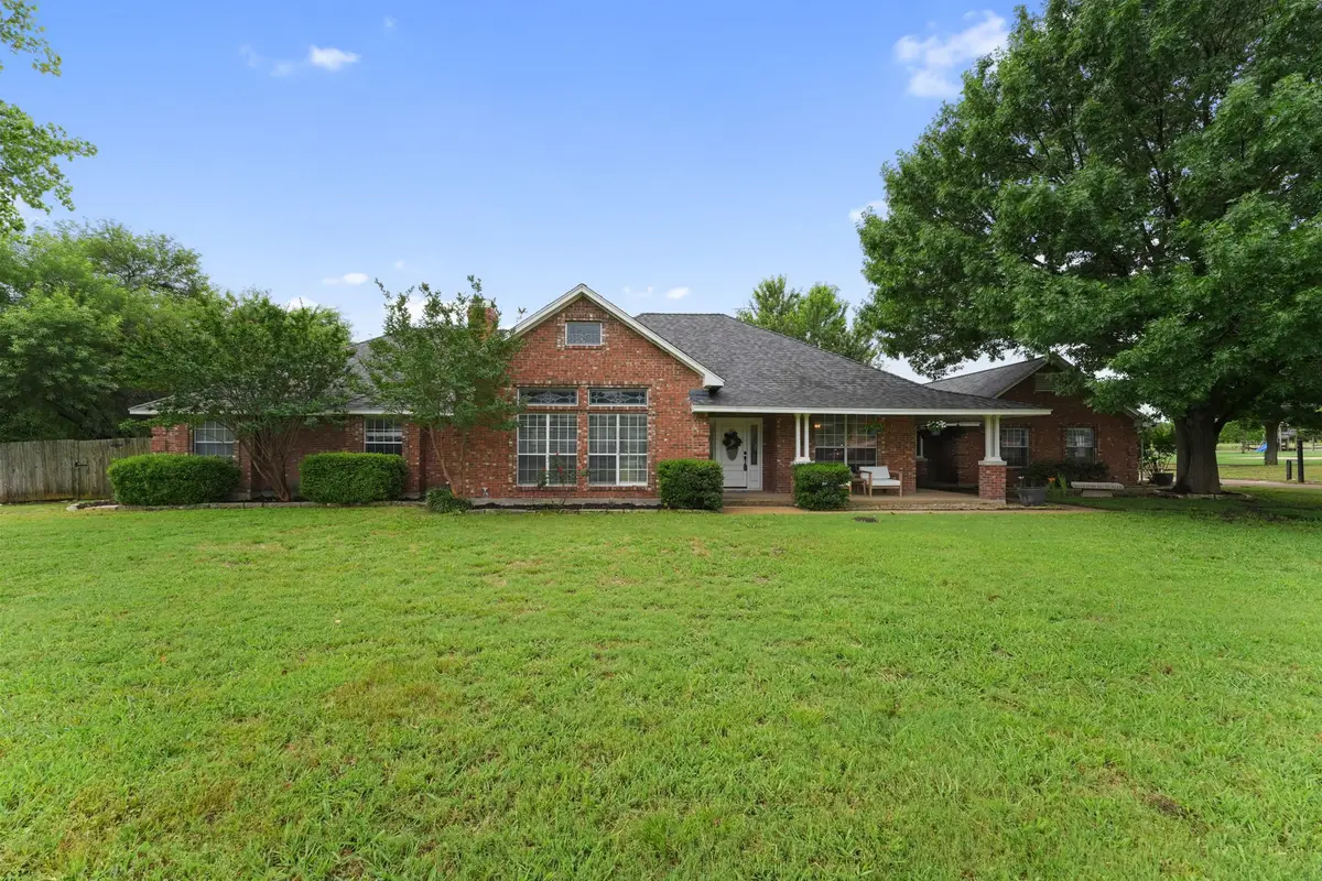 302 Thorntree Drive, Ovilla, TX 75154 - #1