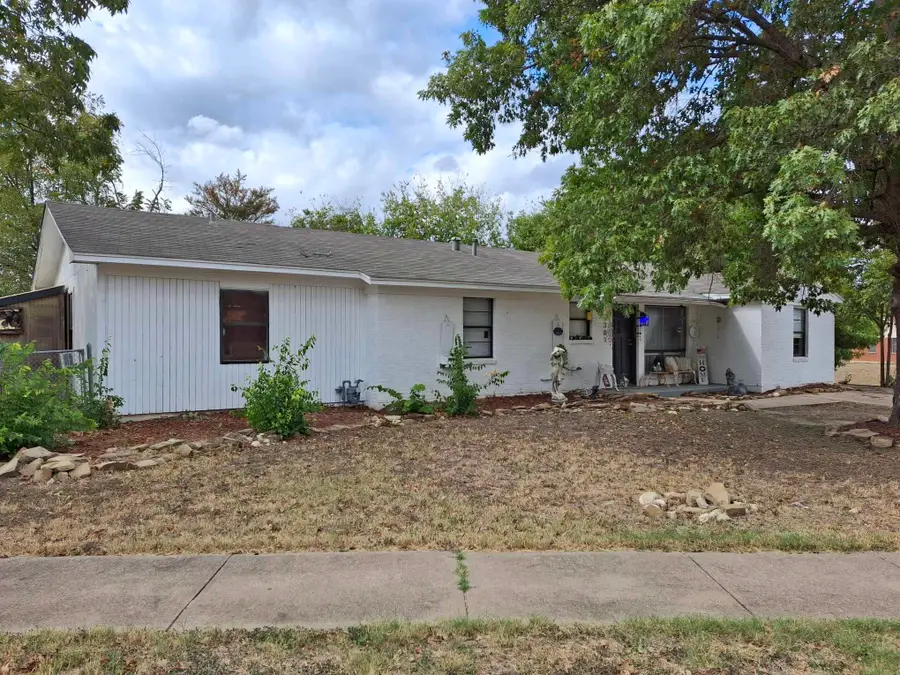 6301 Shadydell Drive, Fort Worth, TX 76135 - #3
