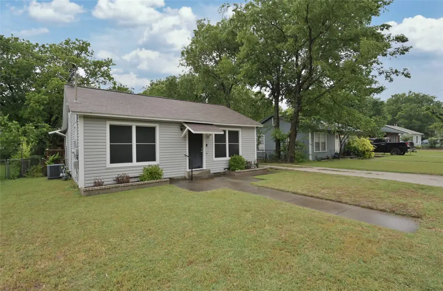 2021 Denison Street, Denton, TX 76201 - #2