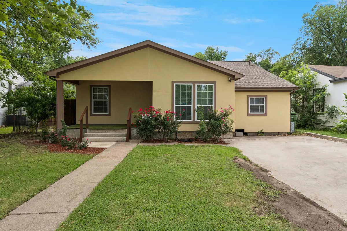 1042 SW 3rd Street, Grand Prairie, TX 75051 - #1