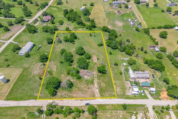368 Private Road 4443, Rhome, TX 76078