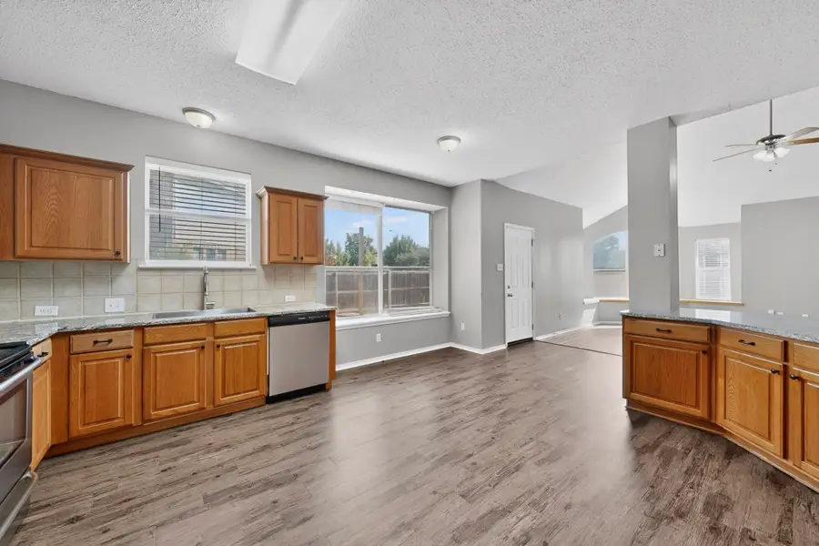5720 Colorado Court, Haltom City, TX 76137 - #3