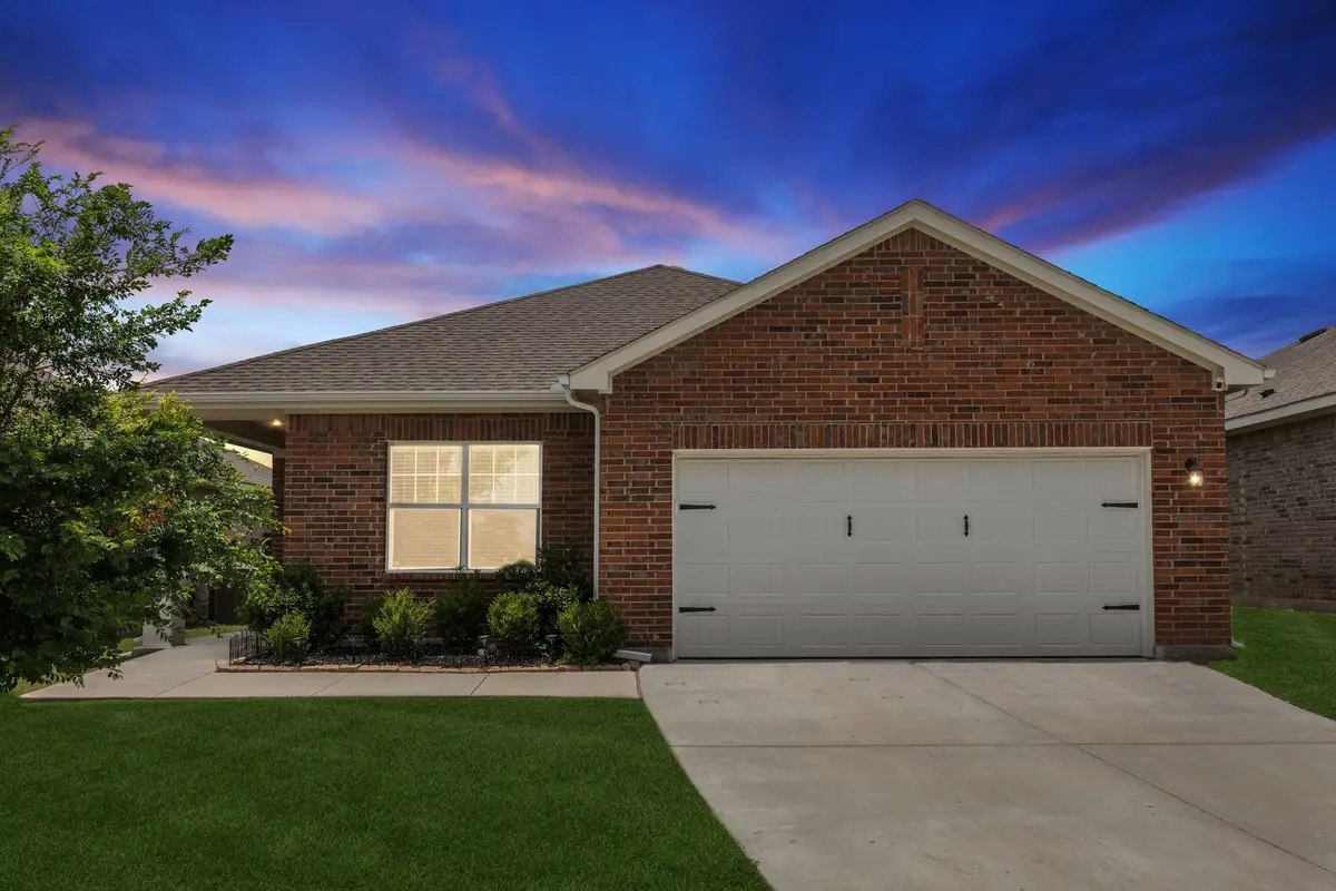 1601 Shadow Hawk Drive, Fort Worth, TX 76052 - #1