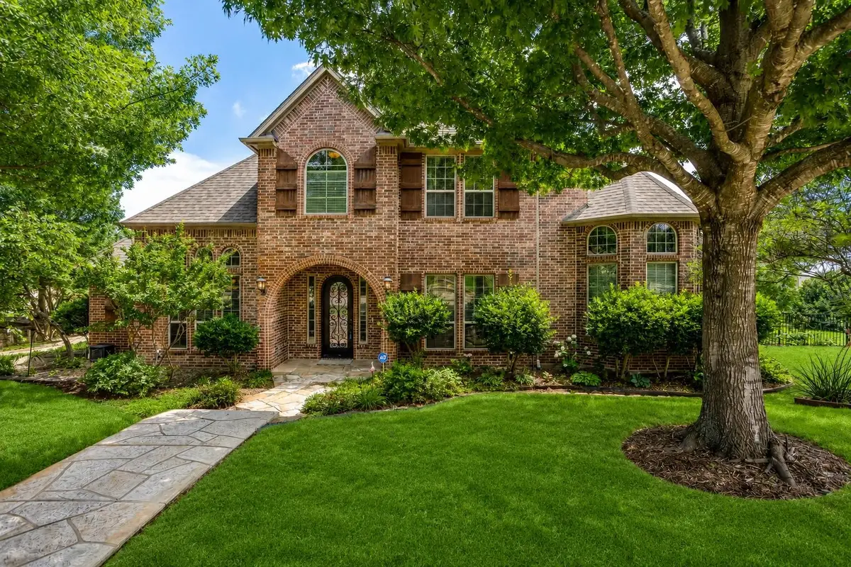 711 Flamingo Circle, Burleson, TX 76028 - #1