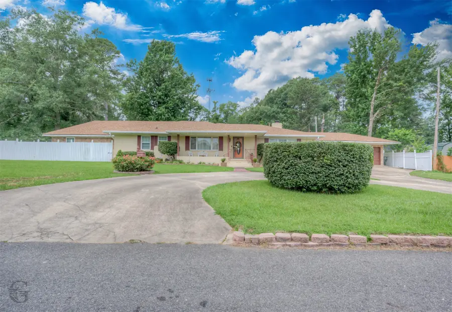 5960 Thornhill Avenue, Shreveport, LA 71106 - #3