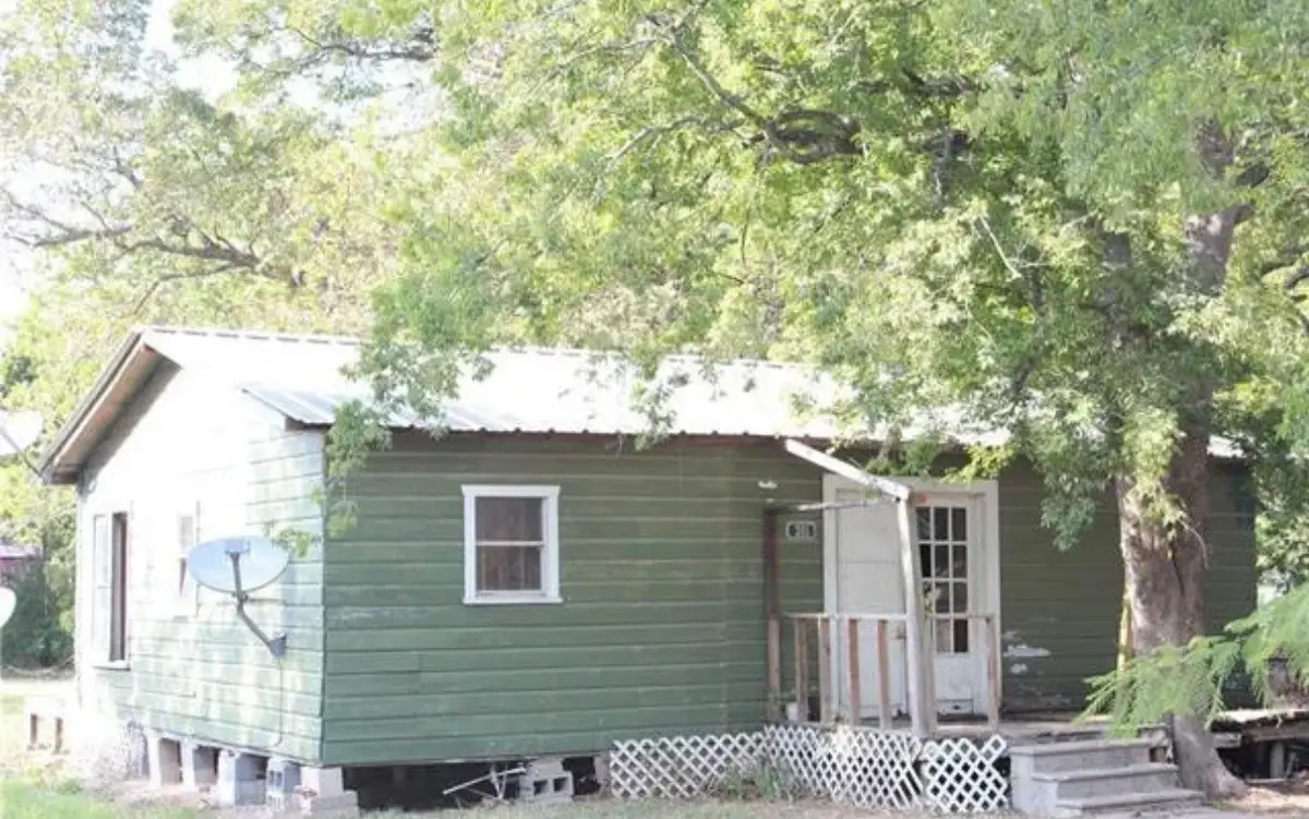 301 E Wood Street, Streetman, TX 75859 - #1