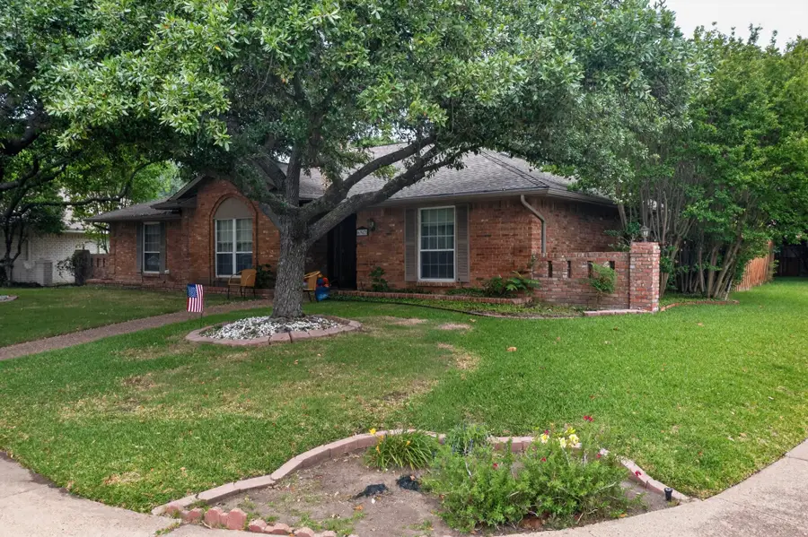 6947 Mill Falls Drive, Dallas, TX 75248 - #2