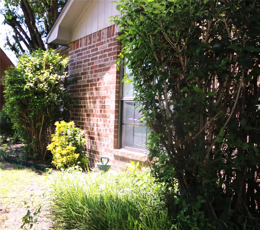 109 Australia Court, Glenn Heights, TX 75154 - #2