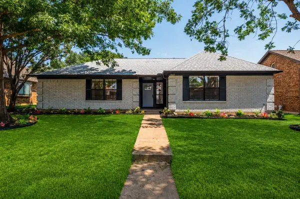 1637 Crosshaven Drive, Lewisville, TX 75077