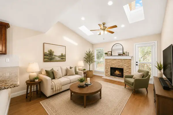 5616 Preston Oaks Road #110, Dallas, TX 75254