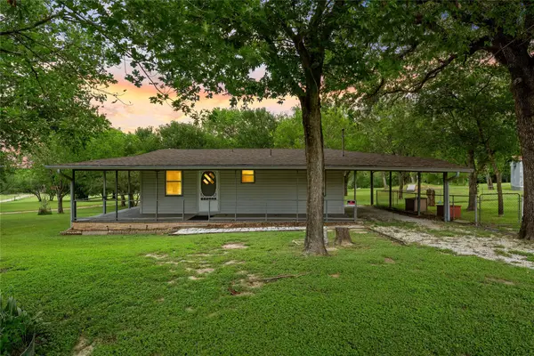 235 Country Drive, Waco, TX 76705