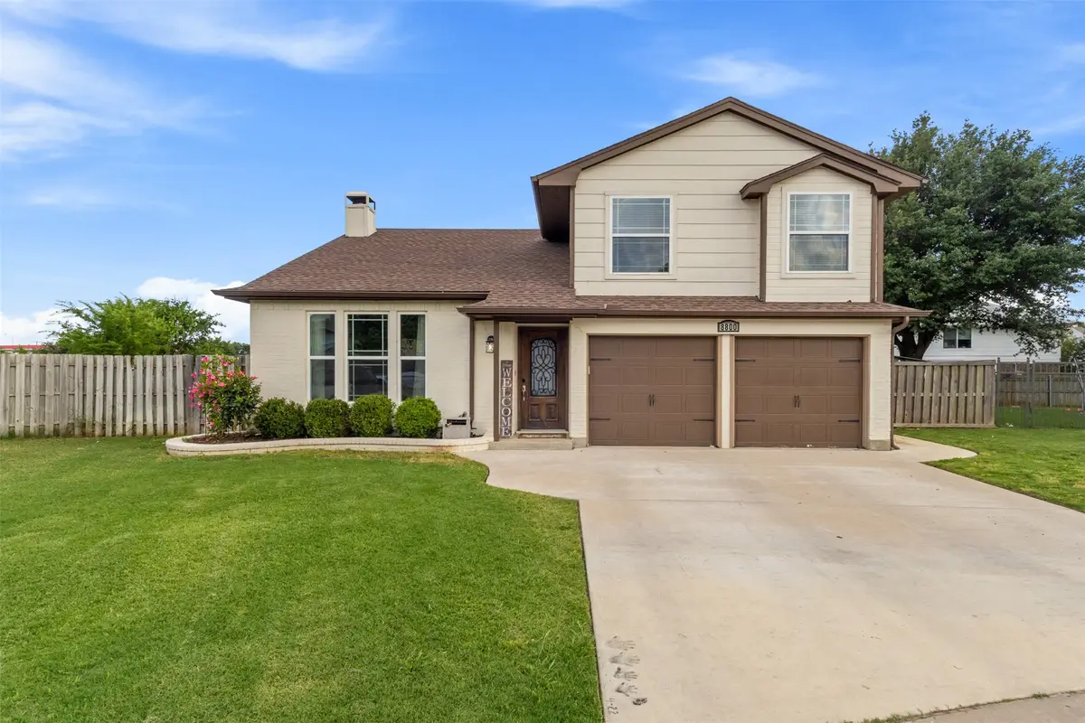 8800 Crestbrook Drive, Fort Worth, TX 76179 - #1