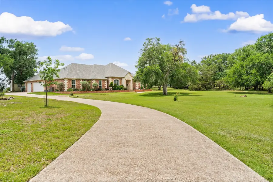 175 Winding Trail, Crawford, TX 76638 - #2