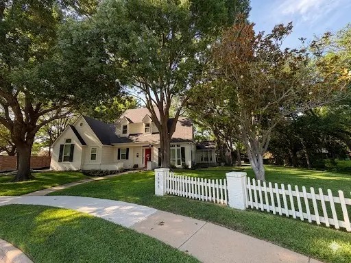 6912 Creekside Lane, Plano, TX 75023 - #3