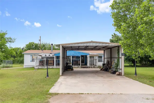 210 7th Street, Blanket, TX 76432