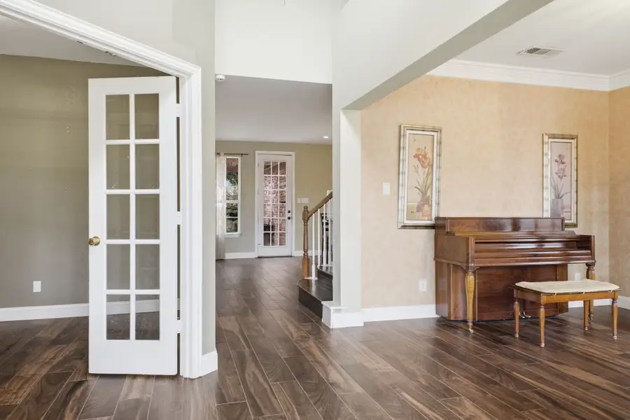 1605 Hawkins Court, Carrollton, TX 75010 - #3