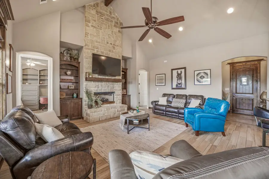2801 Mh 379, Mineral Wells, TX 76067 - #2