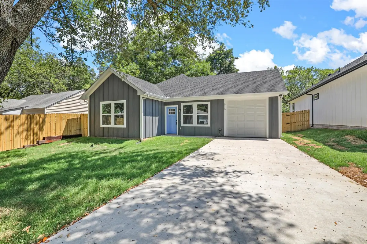 516 E Heron Street, Denison, TX 75021 - #1