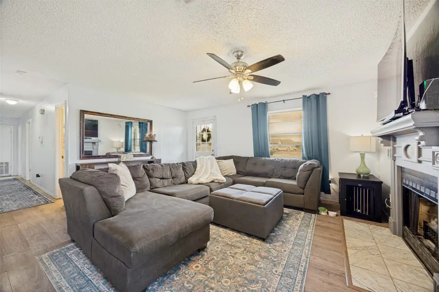 614 Elder Street, Collinsville, TX 76233 - #2