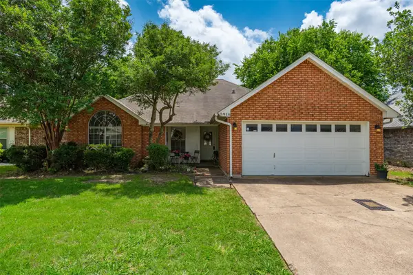 5916 Hillglen Drive, Watauga, TX 76148
