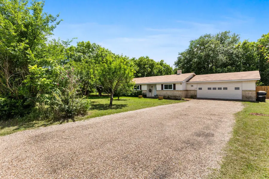 406 Cindy Lane, Lorena, TX 76655 - #2