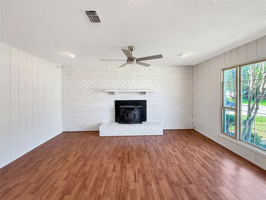 305 Deer Creek Road, Fort Worth, TX 76140 - #3